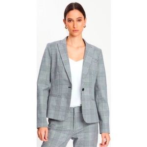 NWOT Classic-Fit Washable Wool-Blend Blazer